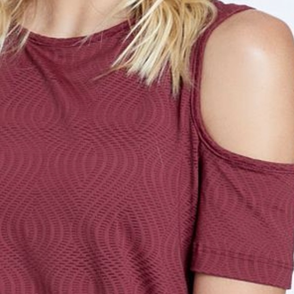 CUT OUT DRY FIT WORKOUT TOP - BURGUNDY - Picture 4 of 4